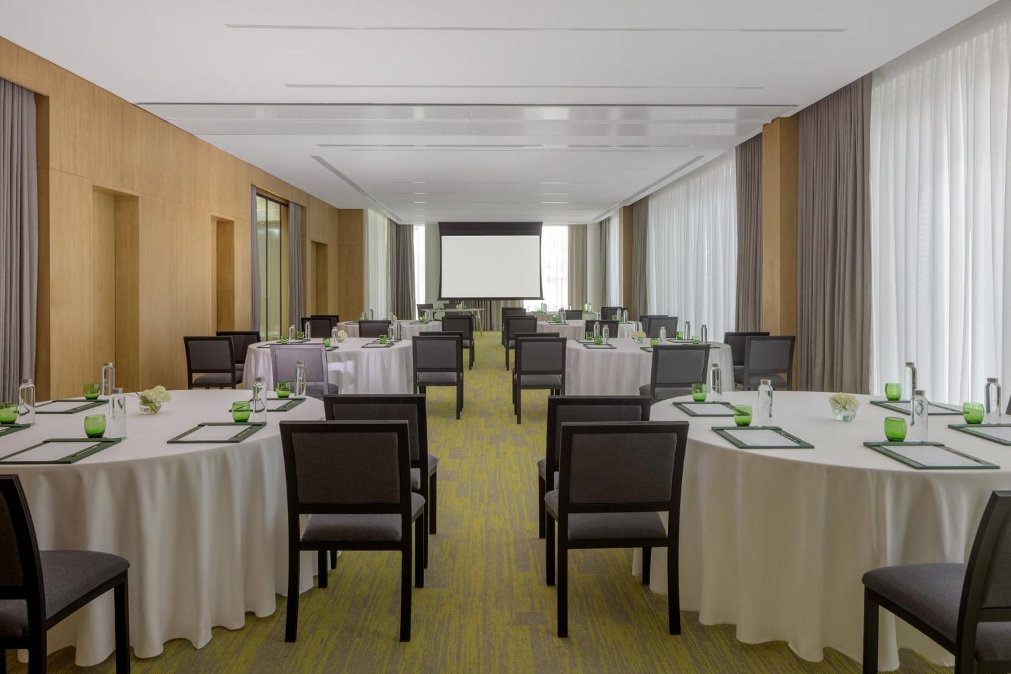 Holiday Inn Dubai Business Bay By Ihg Екстериор снимка