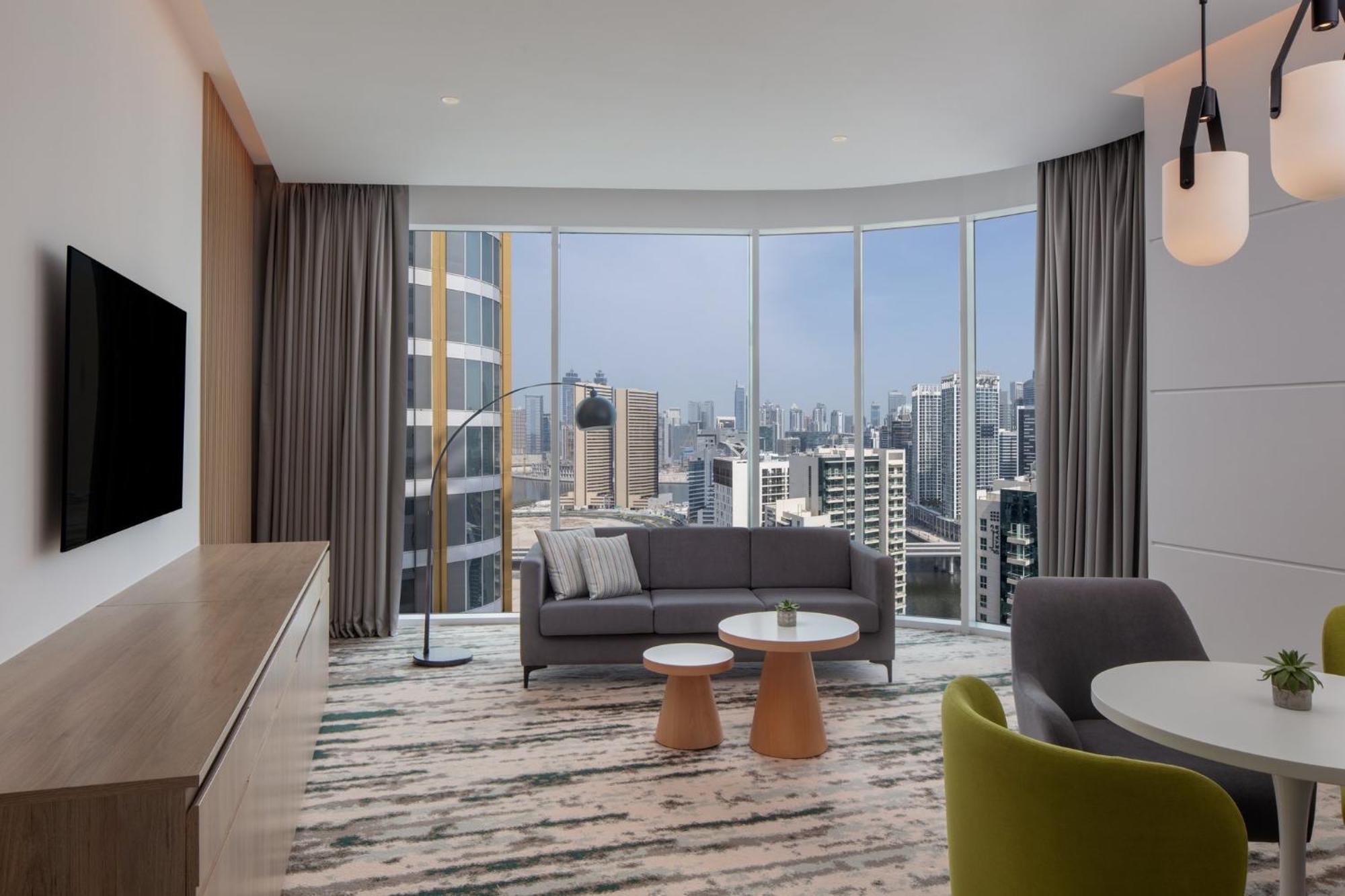 Holiday Inn Dubai Business Bay By Ihg Екстериор снимка