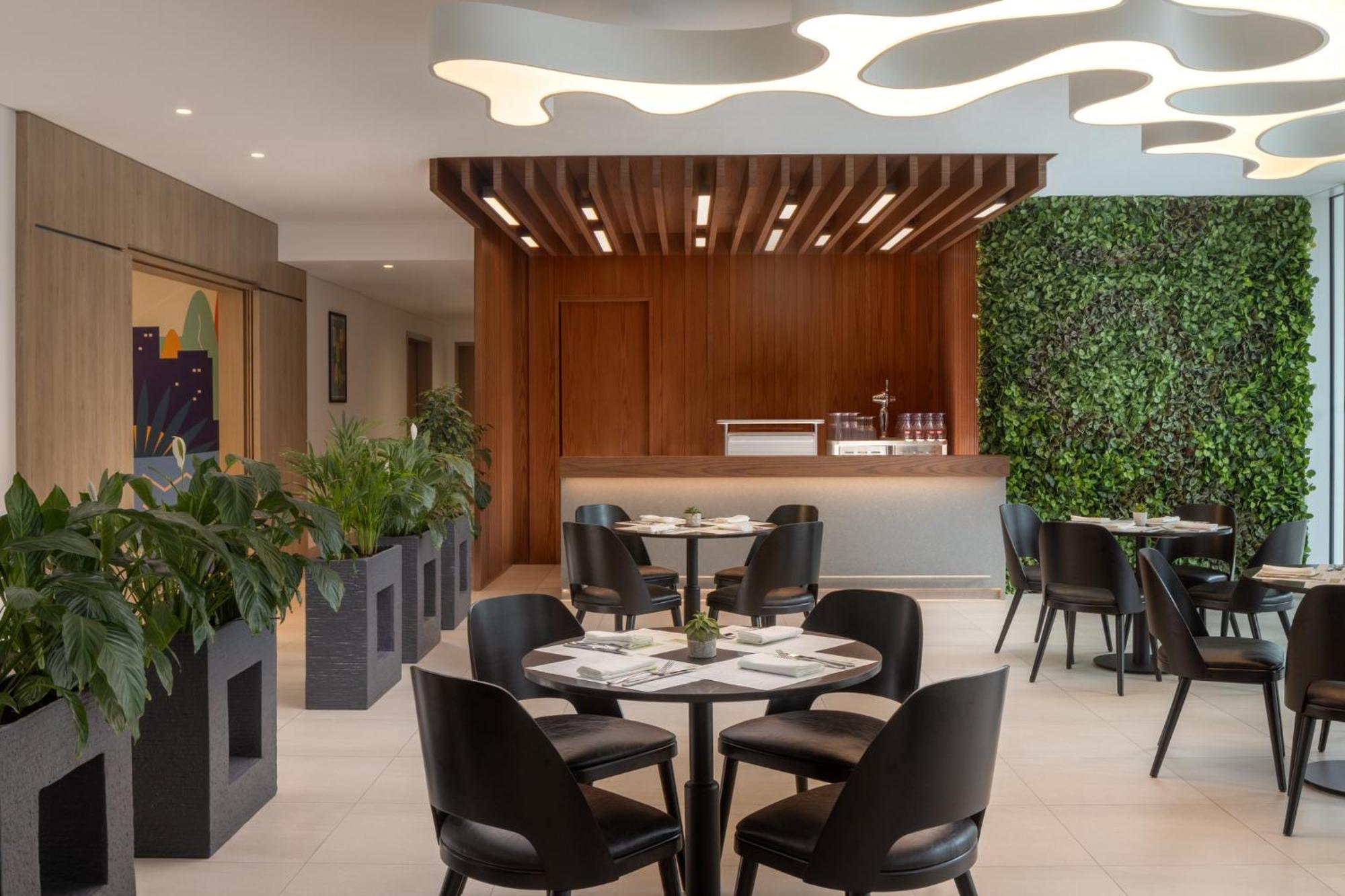 Holiday Inn Dubai Business Bay By Ihg Екстериор снимка